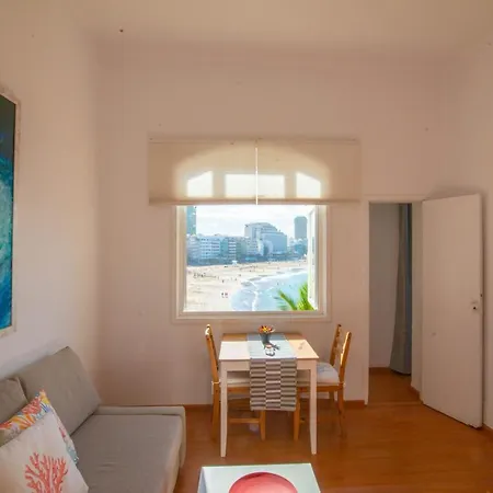 Jellyfish Apartment